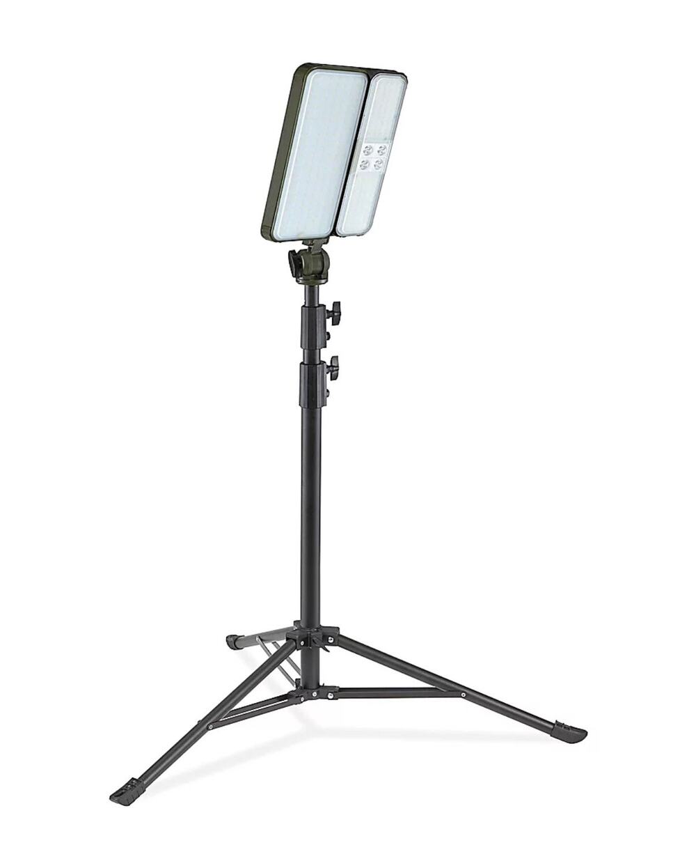 ULINE JOB SITE LIGHT RECHARGEABLE 30"X44-93" 3000 LUMENS RETAIL $125 NWOB